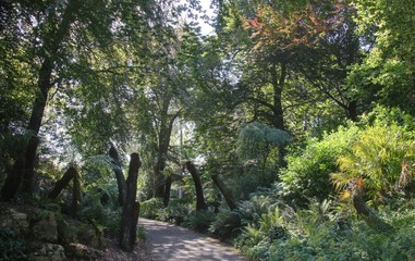 château de style néo-renaissance et jardin de style Français