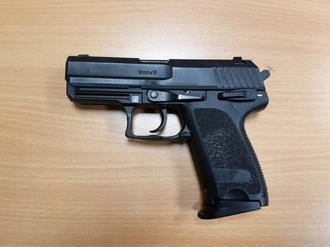 9mm parabellum pistol