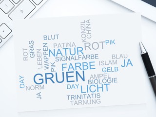 Grün