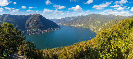 Panoramic view of lake Como in Italy