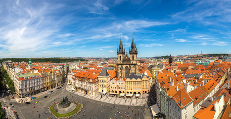 Fototapeta na wymiar Old Town square in Prague