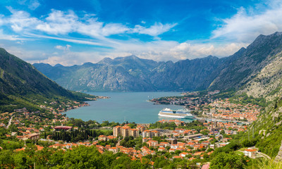 Fototapeta premium Panorama of Kotor in Montenegro