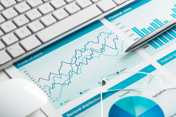 Preparing average sales report