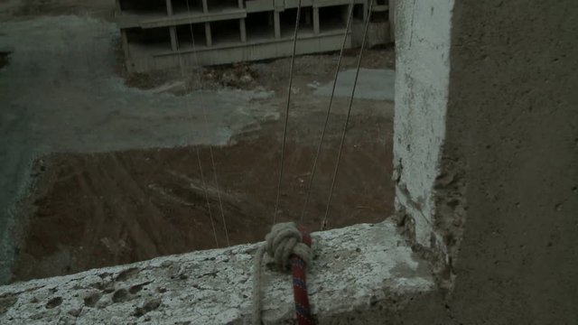 Equipment for ropejumping and industrial climbing installed on high-rise buildings