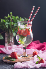 Summer cocktail - strawberry Mojito 