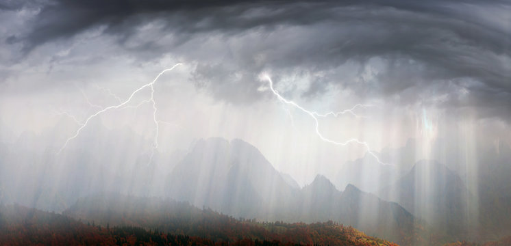 Fototapeta Sun rays after storm