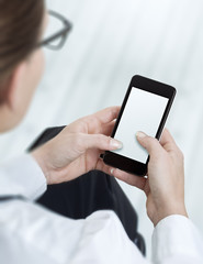 Business Frau Smartphone von oben mit Textfreiraum 