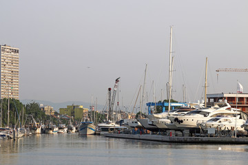 Fototapeta na wymiar boats and yachts Rimini port
