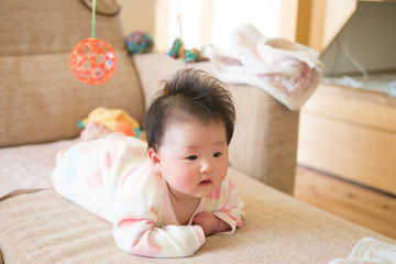 Fototapeta premium Baby crawling