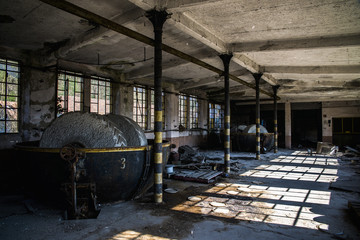 Fabbrica abbandonata.