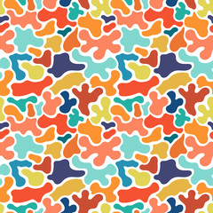 Colorful memphis seamless pattern in doodle style.
