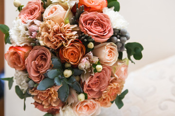Wedding flowers, floral decor, bridal bouquet 