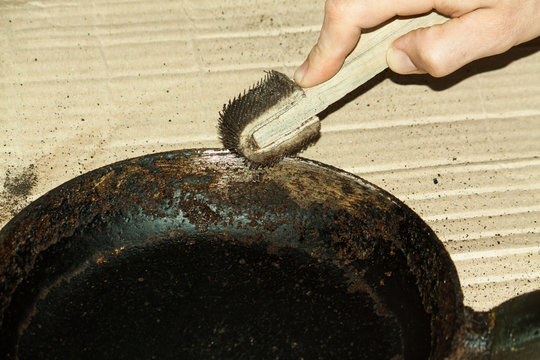 Cleaning Of The Frying Pan