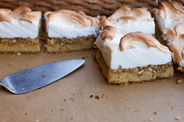 tasty foamy cakes