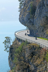 Obraz premium strasse, beatenbucht, alpen, schweiz 