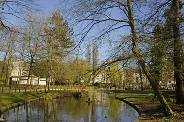 Fototapeta na wymiar Parc municipal Marie-José (Molenbeek-St-Jean - Bruxelles)