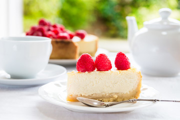 Homemade Vanilla Cheesecake with Raspberries