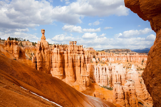 Sandstone rock formations at Bryce Canyon in Utah