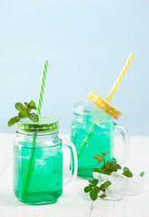 Drink fresh mint with ice.