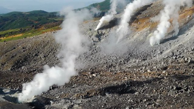 【大雪山】旭岳の噴煙 地獄谷 / 北海道最高峰 活火山