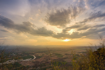 Fototapeta premium beautiful sunset with mountain