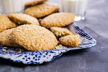 Cookie with sesame seeds
