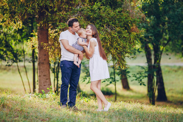 Fototapeta premium family in park