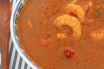 soupe tom yum