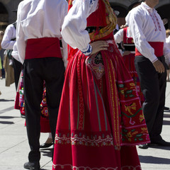 Traditional portuguese dancers