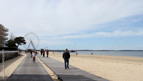 500_F_142333179_Kv3fW3cdjWVuYDxA7R9X49pbWP9jezto.jpg
