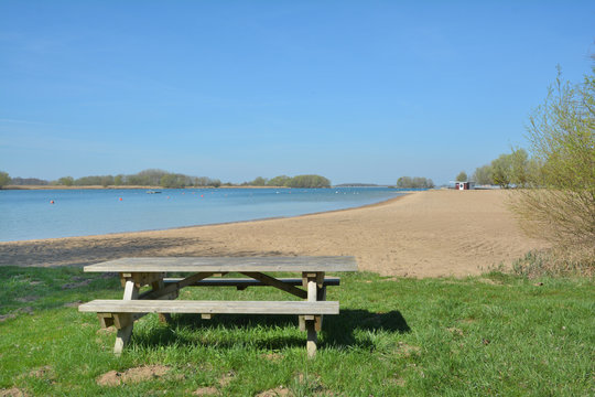 Plage de Dienville, Lac d'Amance