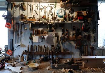 woodworkers shop
