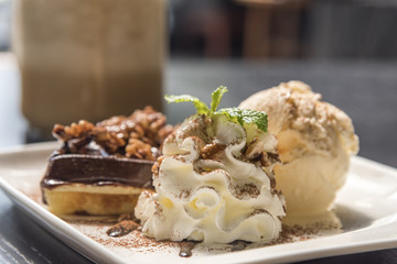 Ice-cream cake and cream