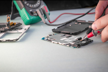 repair smartphone multimeter