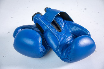 Boxing gloves and other boxing equipment close up