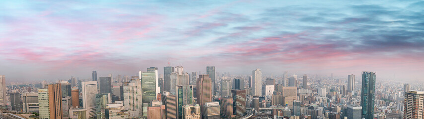 Fototapeta na wymiar Amazing panoramic sunset view of Osaka skyline, Japan, All ads removed