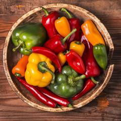 peperoni freschi  multicolore