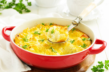 Baked cauliflower with cheese.