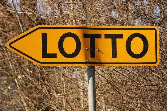 Note on a lottery ticket accepting Point, Hinweis auf eine Lotto-Annahmestelle