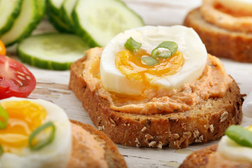 Sandwiches with salmon paste and egg