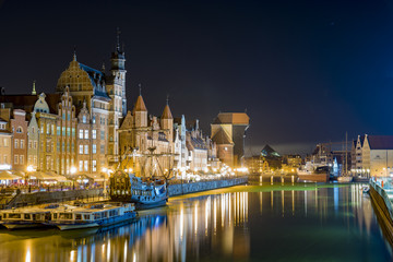Fototapeta na wymiar Gdansk city in the night