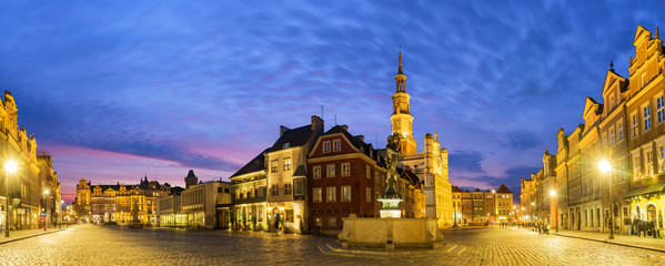 Fototapeta na wymiar Main square of the old town of Poznan, Poland,Night panorama of old town.