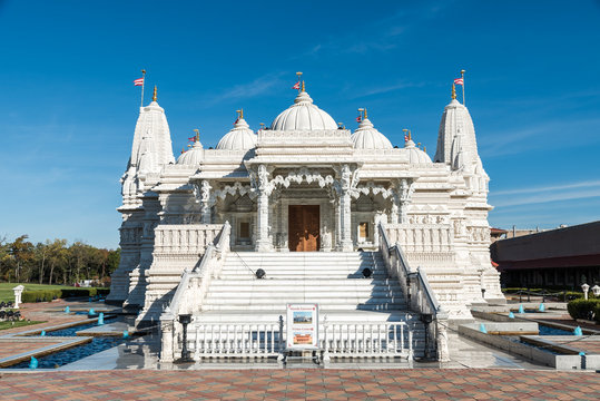 BAPS Shri Swaminarayan Mandir of Chicago
