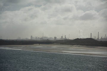 Fototapeta na wymiar Dunkirk Channel