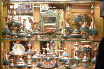 Fototapeta na wymiar Handicraft made in Esfahan, Isfahan Grand Bazaar, Naqsh-e Jahan Square, esfahan, Iran