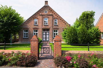 Typisches Haus in Ostfriesland
