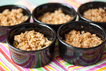 baked blueberries crumble bars