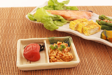 梅干し・納豆とおかず