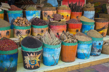 Fototapeta premium Traditional spices market with herbs and spices in Aswan, Egypt.