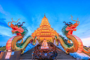Fototapeta premium Wat Hyua Pla Kang, Temple in Chinese style in Chiangrai province of Thailand